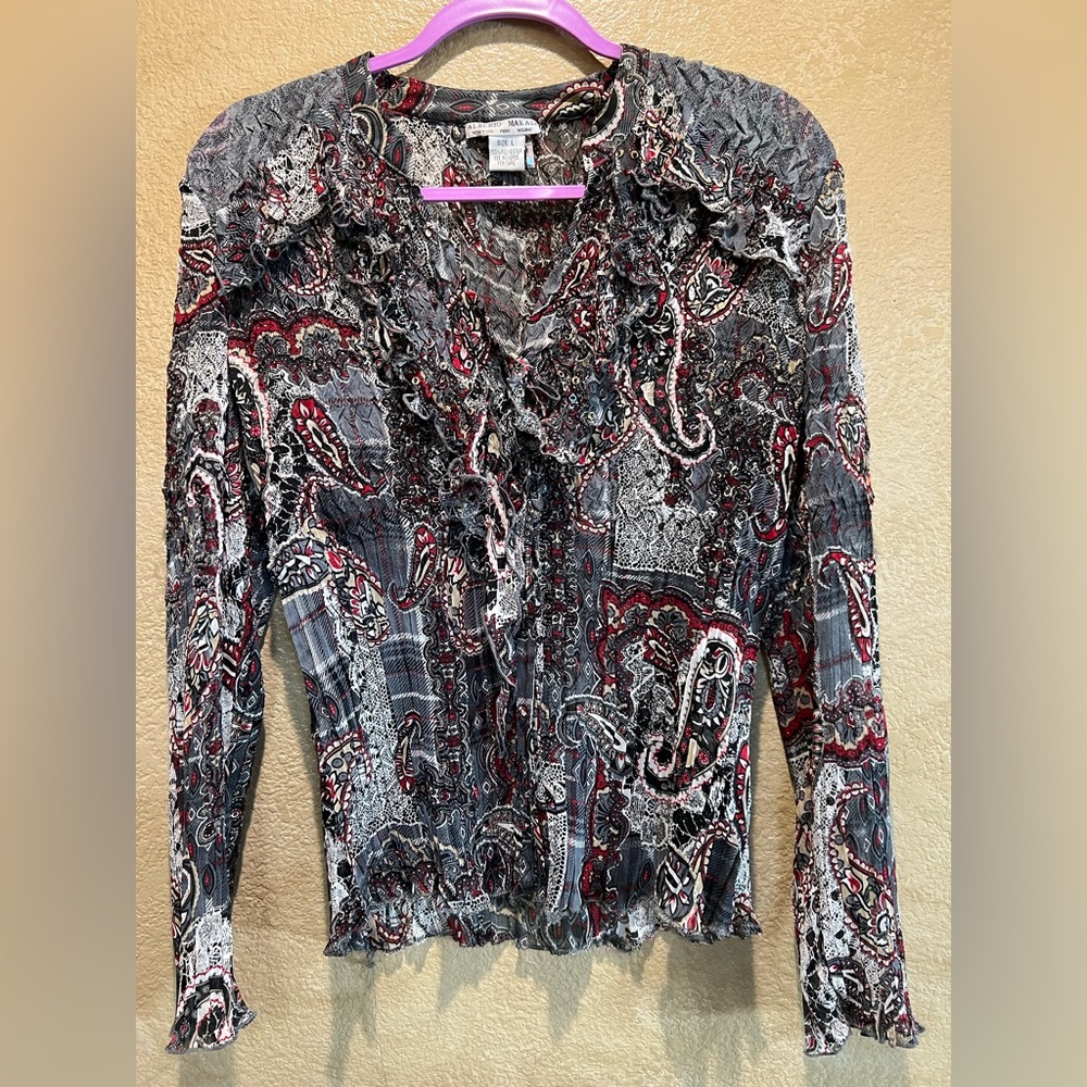 Letting go of my beautiful Alberto Makali blouse. Used to wear to the office.